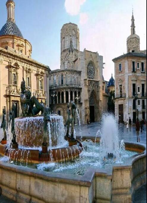 Centrico Cerca Al Ayuntamiento+Luminoso+Acogedor Lejlighed Valencia Eksteriør billede
